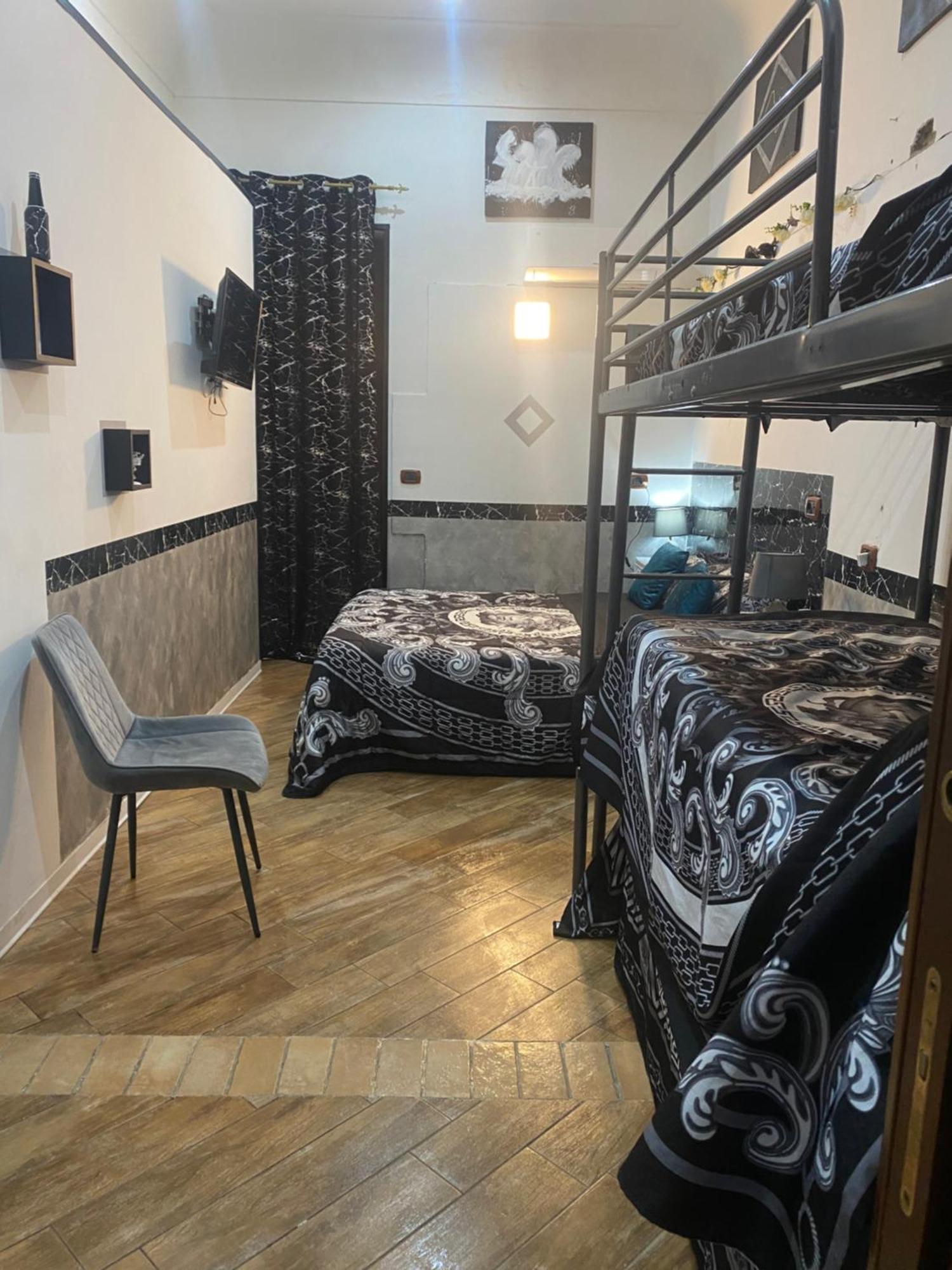 Vacanze Da Angela - Orto Botanico 那不勒斯 外观 照片